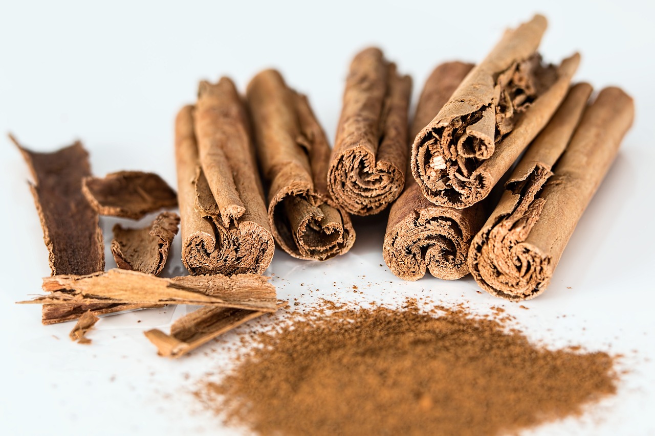 cinnamon stick, cinnamon powder, spice-514243.jpg